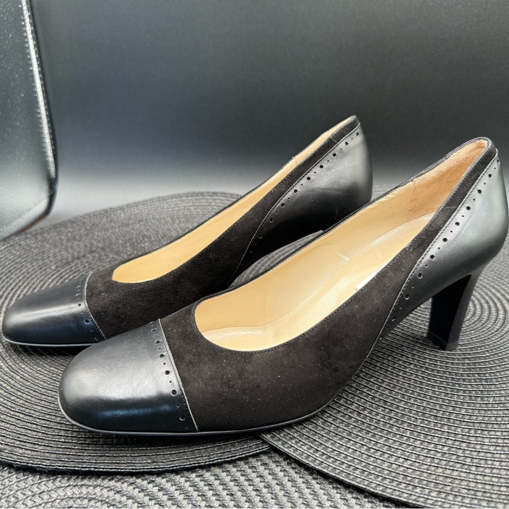 Talbots all leather brand new never worn size 9 cap toe black suede. 3 inch heel